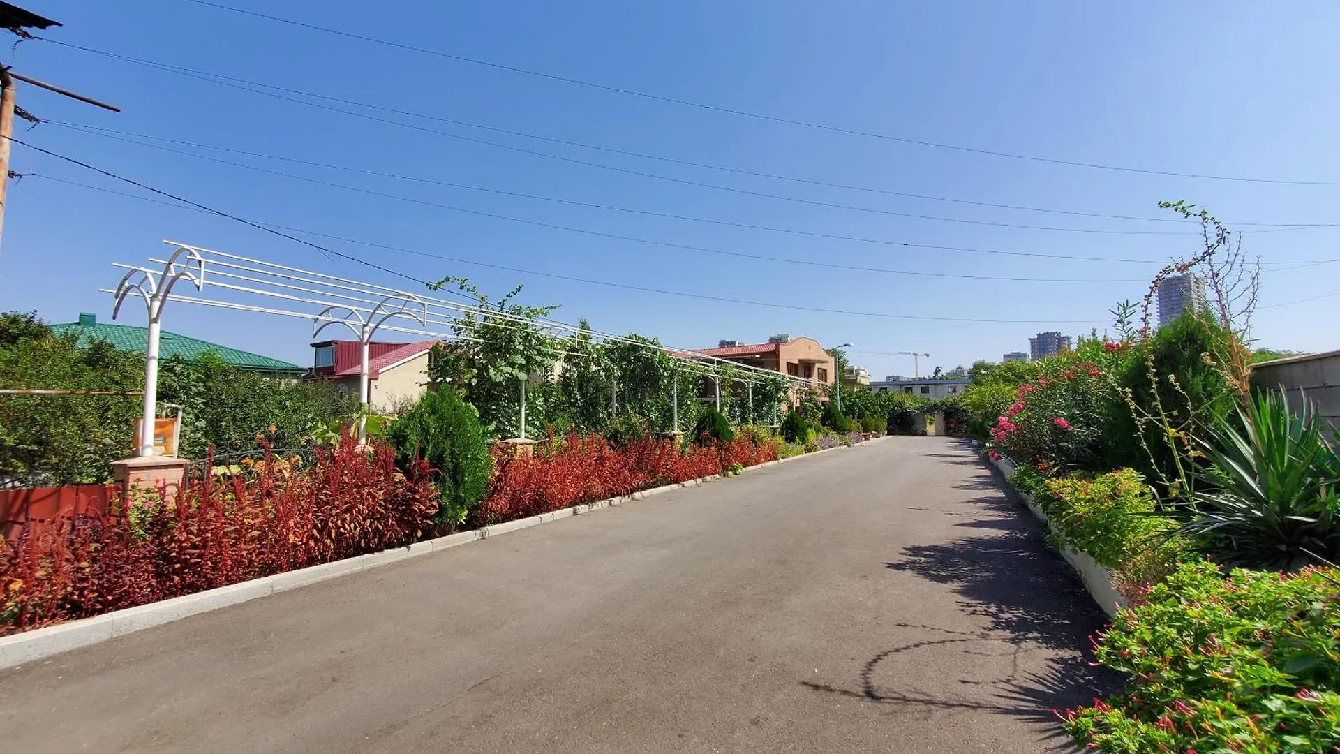 West Hotel Тбилиси 3*,  Грузия