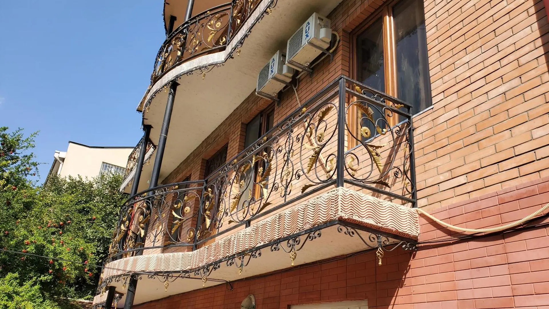 West Hotel Тбилиси 3*,
