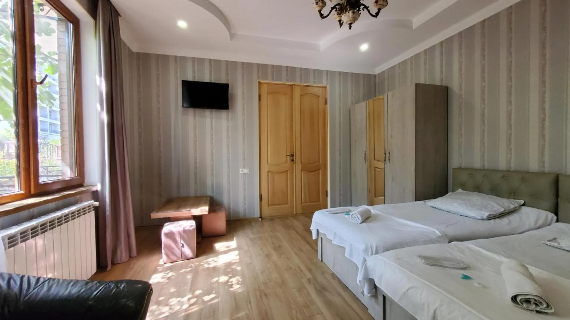 West Hotel Тбилиси