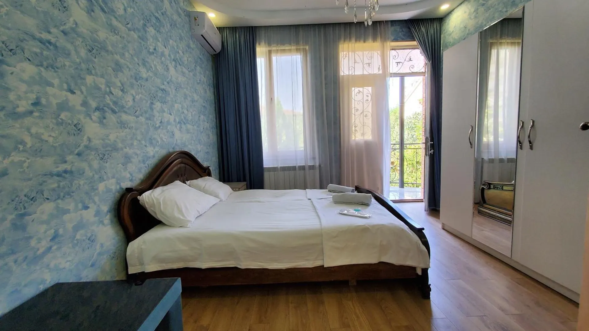 West Hotel Тбилиси